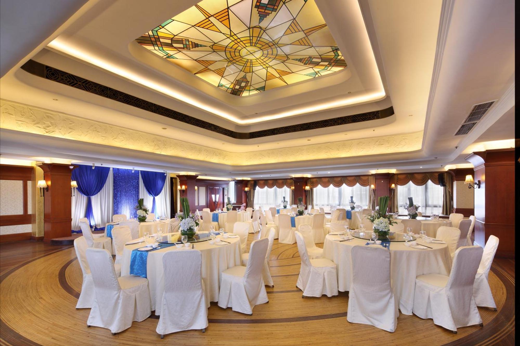Jin Jiang Park Hotel Shanghai Bagian luar foto