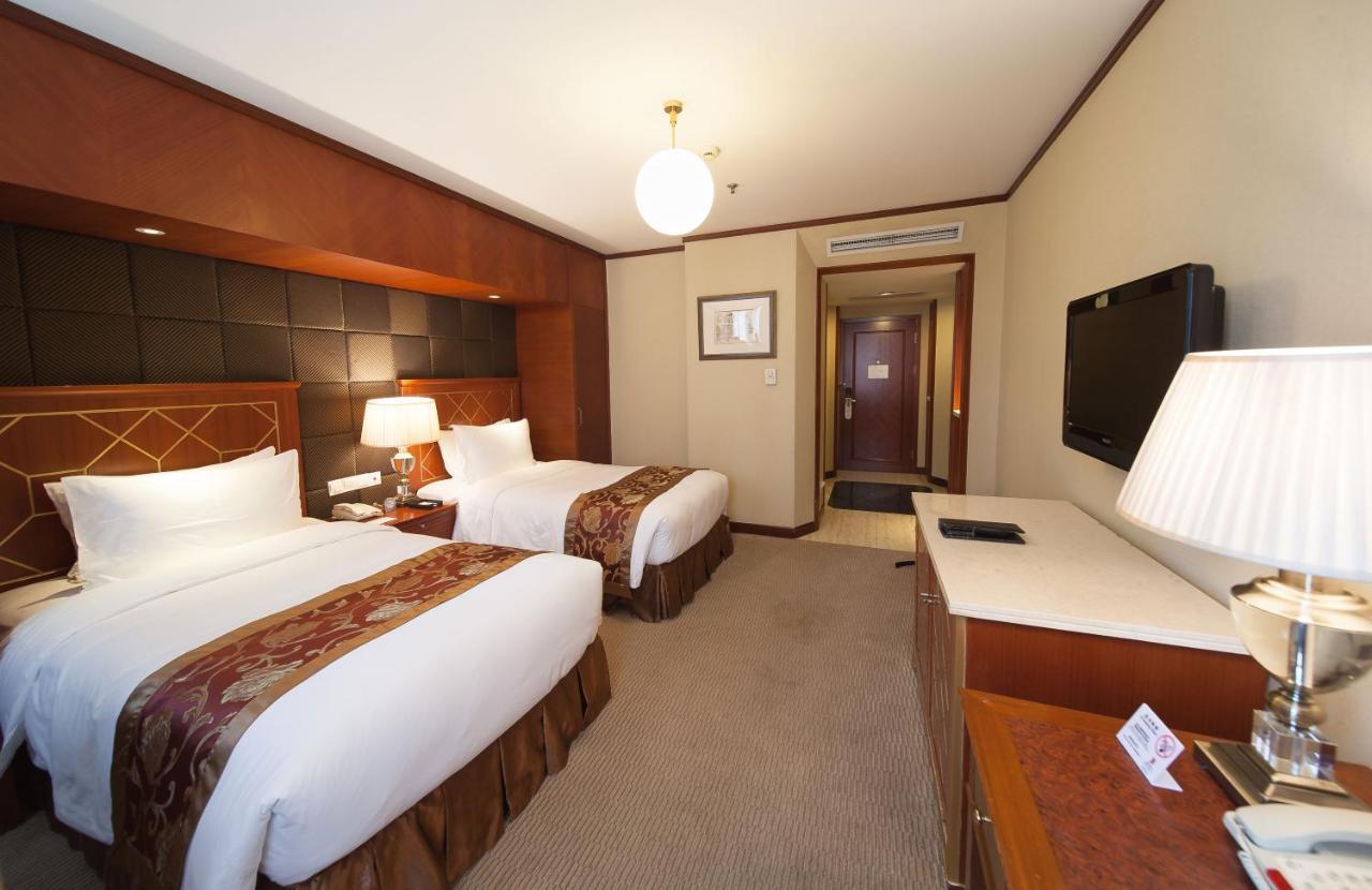 Jin Jiang Park Hotel Shanghai Bagian luar foto