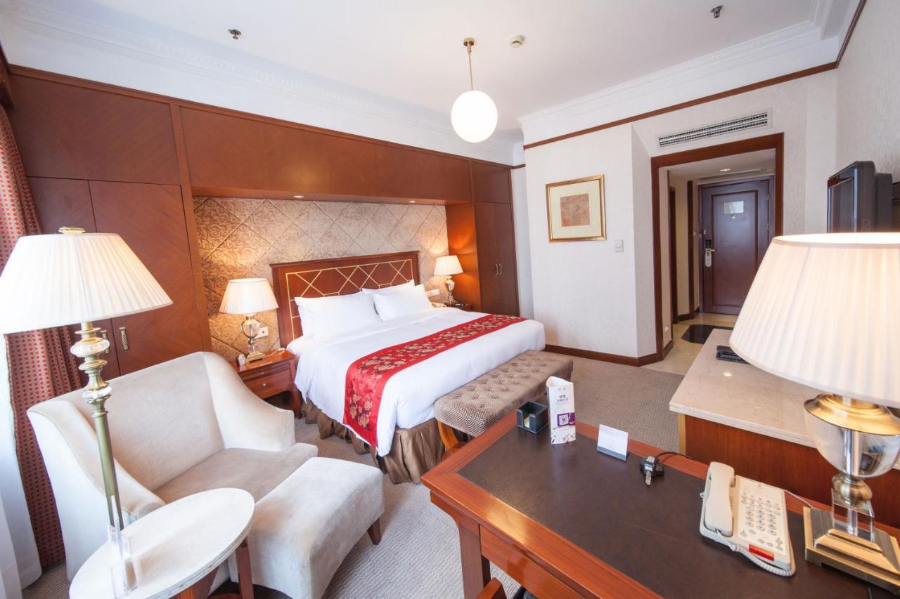 Jin Jiang Park Hotel Shanghai Bagian luar foto